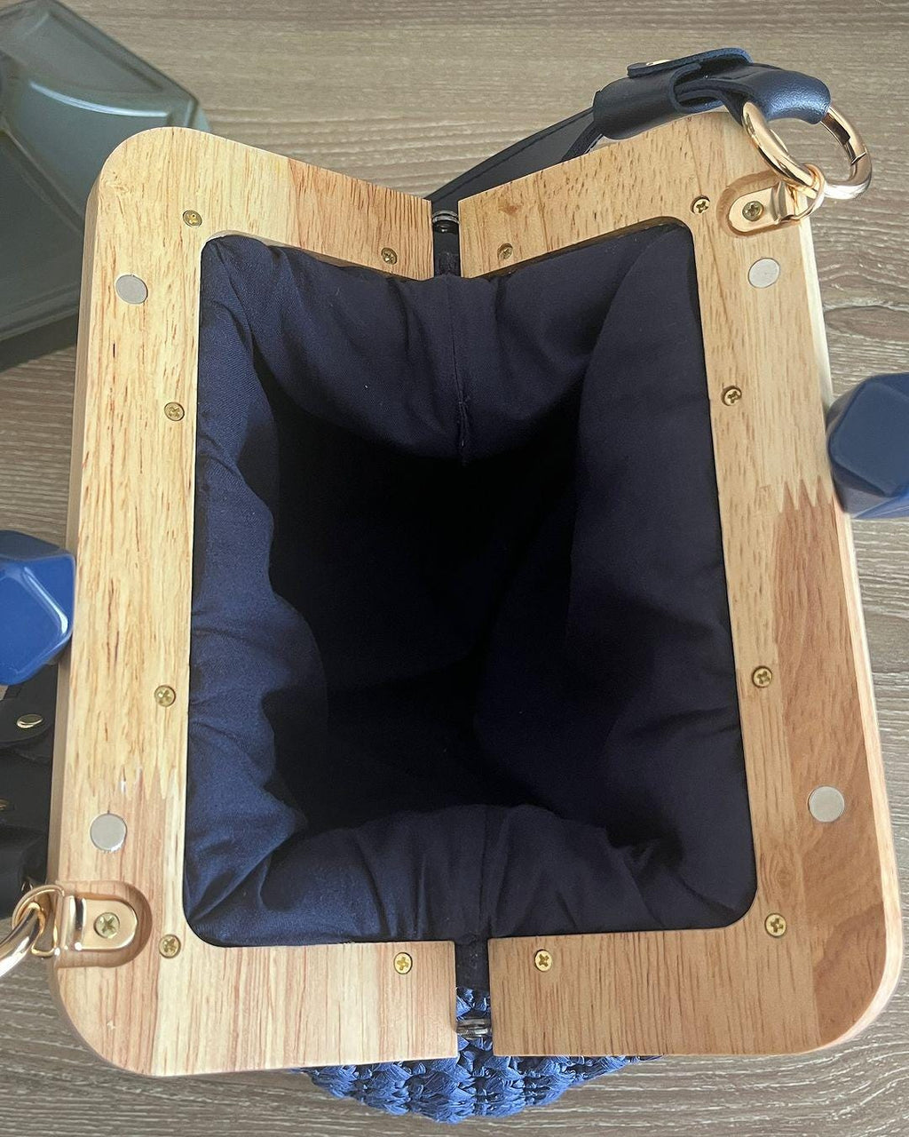 Blue Raffia Kiss Lock Clutch - Handmade Wooden Buckle - THERAFFIAYSL