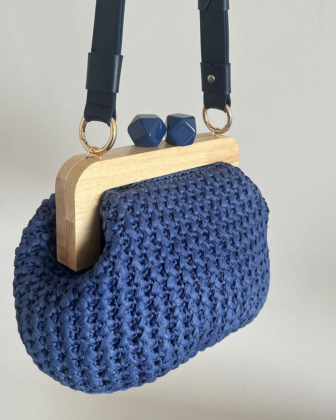 Blue Raffia Kiss Lock Clutch - Handmade Wooden Buckle - THERAFFIAYSL