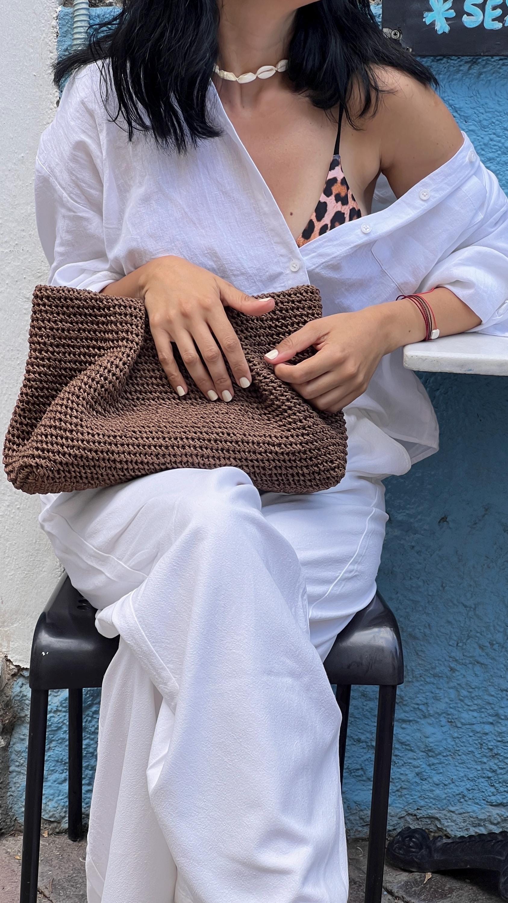 Handmade Raffia Summer Clutch - Boho Beach Wedding Bag - THERAFFIAYSL