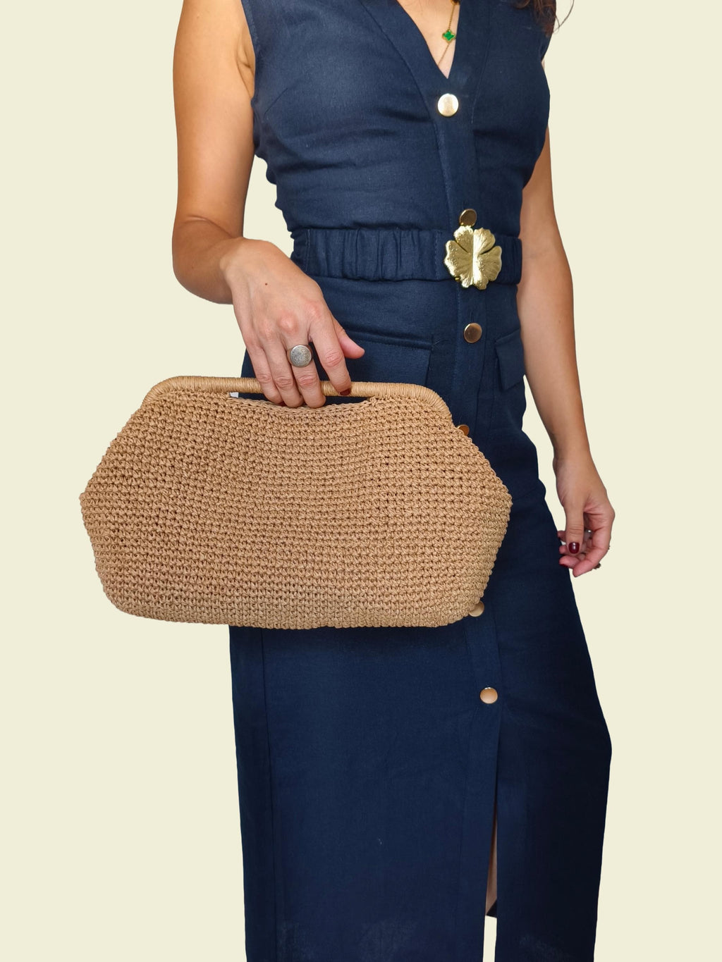 Handmade Straw Raffia Clutch - Woven Top Handle Pouch - THERAFFIAYSL