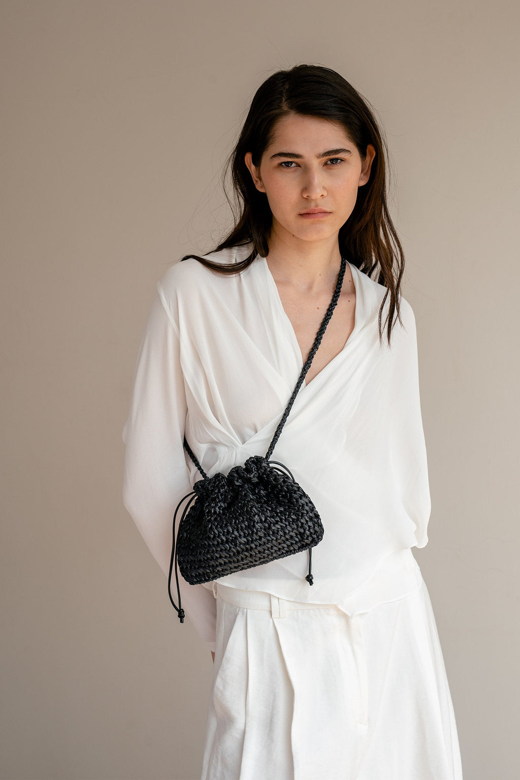 Raffia Pouch Bag - Crochet Crossbody Mini Wrist Bag - THERAFFIAYSL