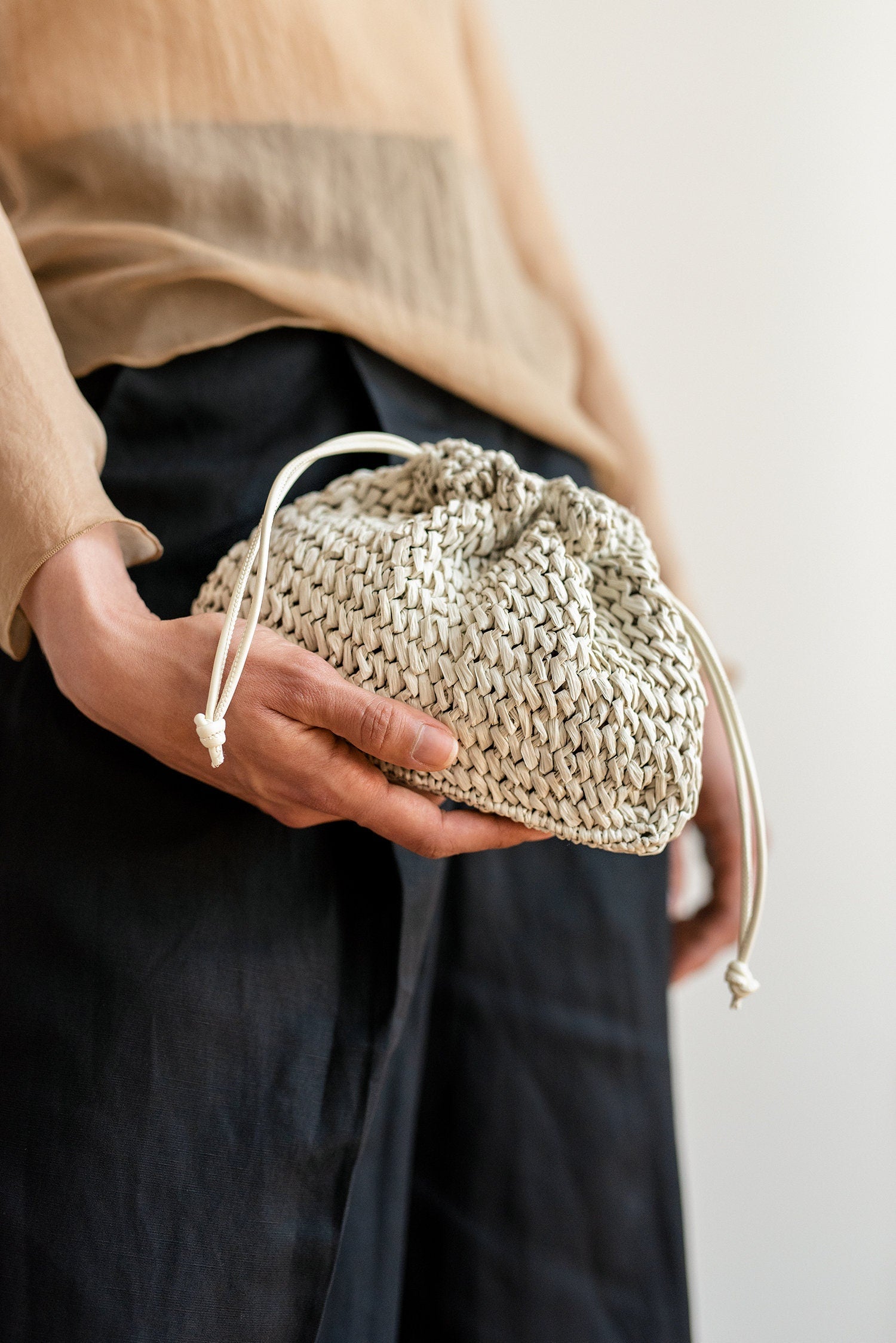 Raffia Pouch Bag - Crochet Crossbody Mini Wrist Bag - THERAFFIAYSL