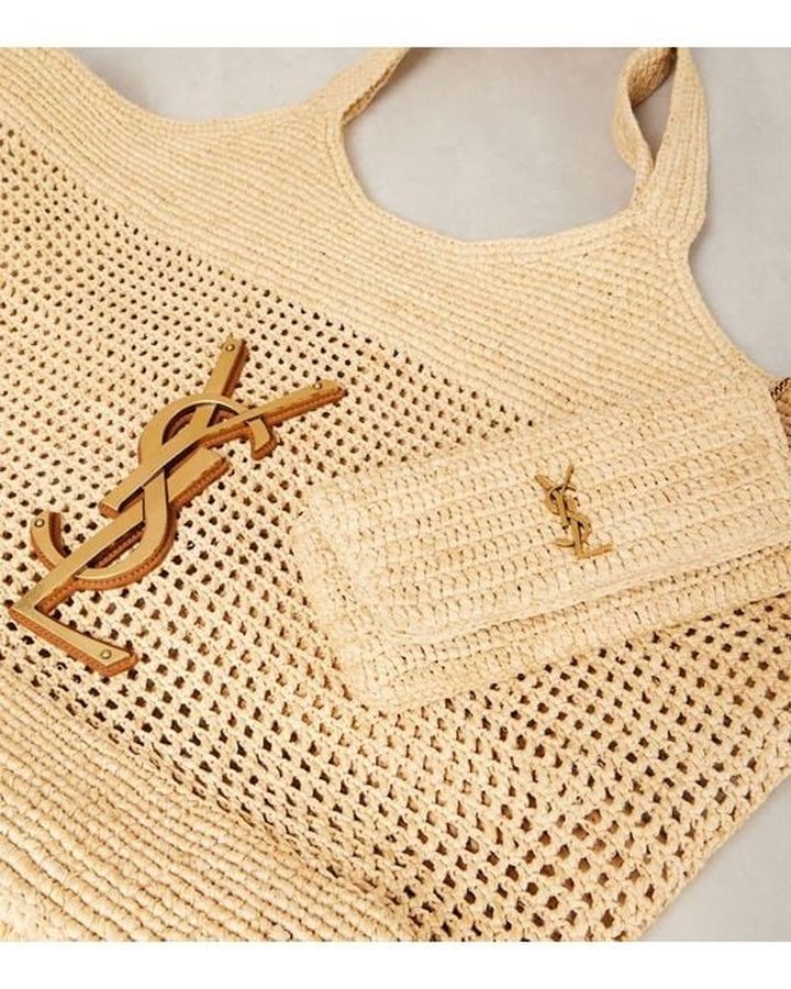 The Luxe Raffia Tote Gold Signature Edition