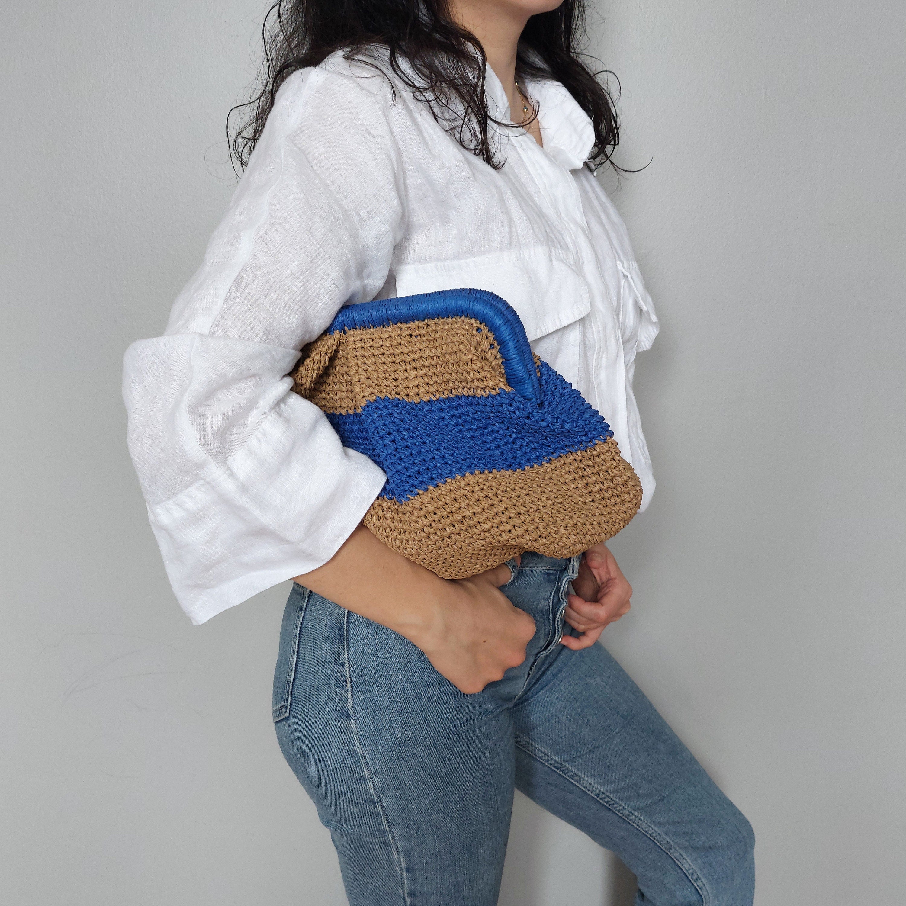 Striped Straw Raffia Clutch - Summer Woven Pouch - THERAFFIAYSL